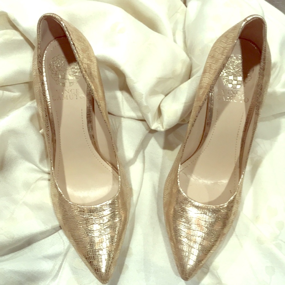 Vincent Camuto Heels